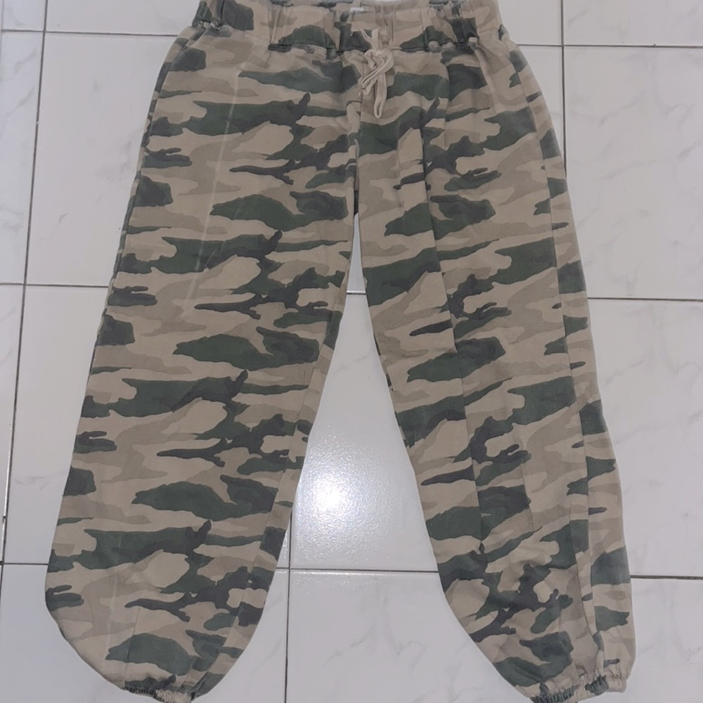 Southern Spirit Camo Sweatpants